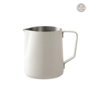 Ustensile barista en acier pour un service élégant du lait