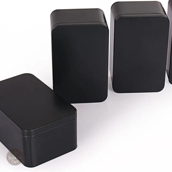 Boite Rectangulaire en Fer, Élégance Minimaliste