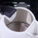 Bouilloire Blanche 1 L pour un style épuré
