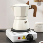 Cafetière Blanche 150 ml, design compact
