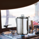 Percolateur ancien en acier inoxydable