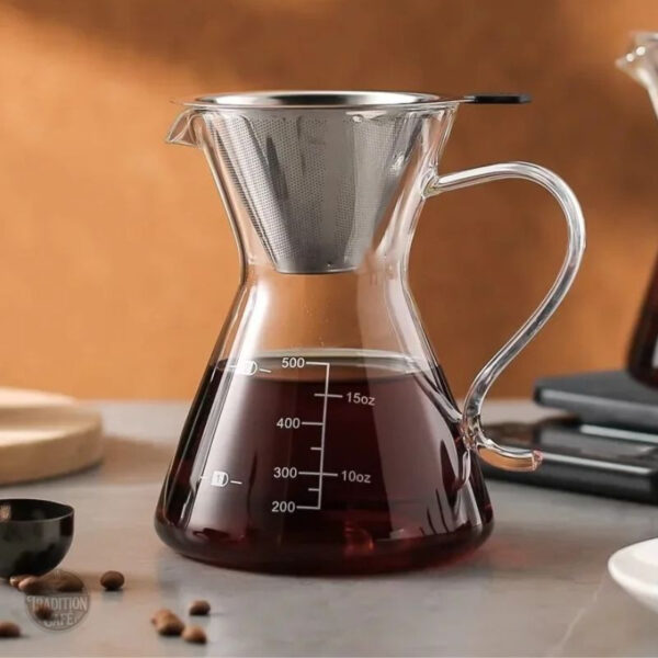 Cafetière manuelle pour infusion de café délicate
