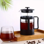 Cafetière à piston en verre élégante pour un café savoureux