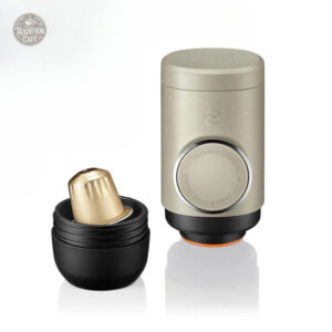 Cafetière ergonomique idéale pour un café en déplacement