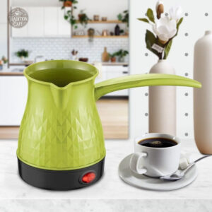 Cafetière verte, idéale pour un café traditionnel turc