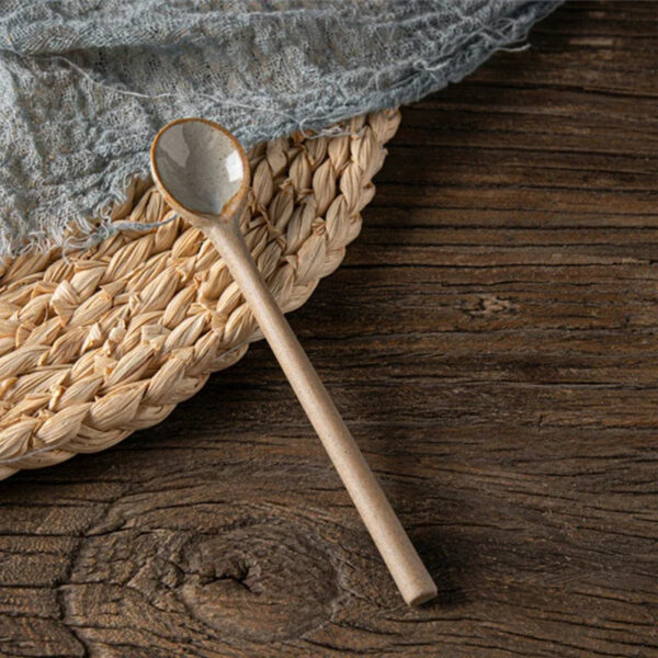 cuillere-moka-ceramique-vintage-1 Cuillère à Moka en céramique au style vintage