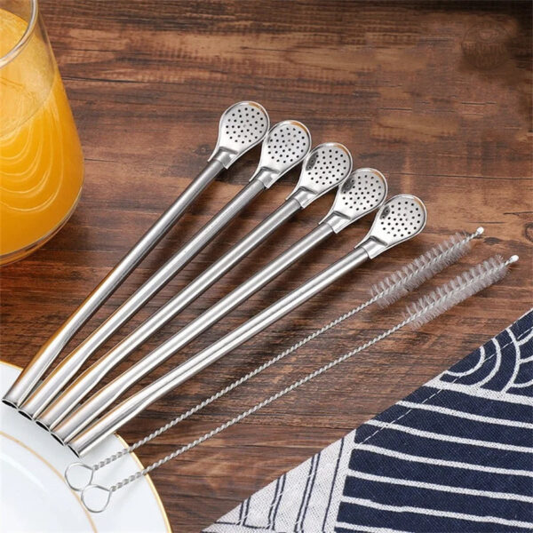 Cuillère à thé design argenté pour un service raffiné
