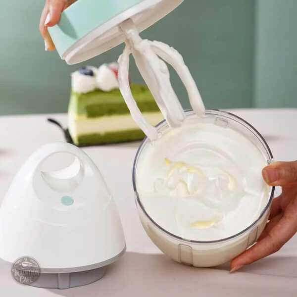 Fouet avec Réservoir Idéal pour Cuisine Moderne