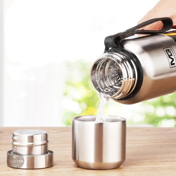 Gourde en acier inoxydable 1,5L avec sangle pour le transport