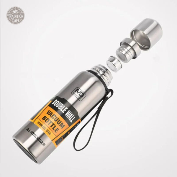 Gourde isotherme durable 1,5L idéale pour les activités en extérieur