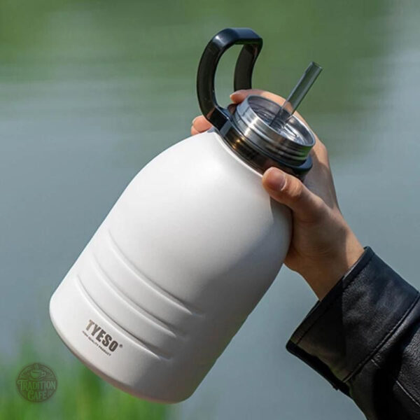 Gourde 1,5L isotherme, idéale pour les activités extérieures