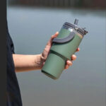 Tasse isotherme 750ml, design pratique et élégant