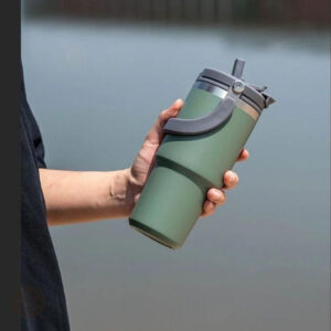 Tasse isotherme 750ml, design pratique et élégant