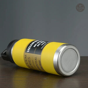 Gourde en acier inoxydable jaune, idéale pour vos boissons