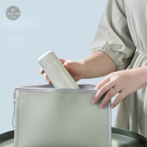 Gourde isotherme en acier inoxydable, design pratique