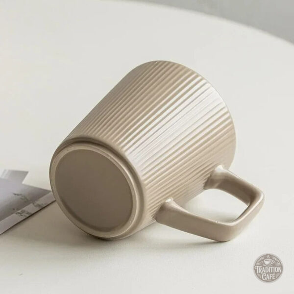 Grande tasse céramique idéale pour vos boissons