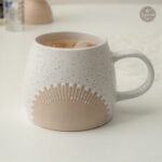 Tasse raffinée en céramique, idéale pour café ou thé