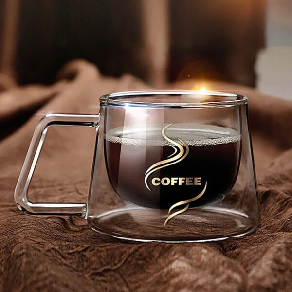 Mugs transparents élégants pour un service raffiné et pratique