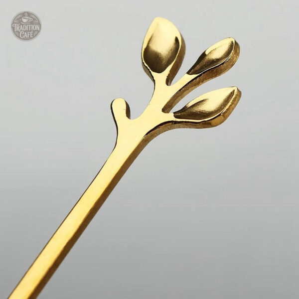 Accessoires de table : cuillères à café dorées chic