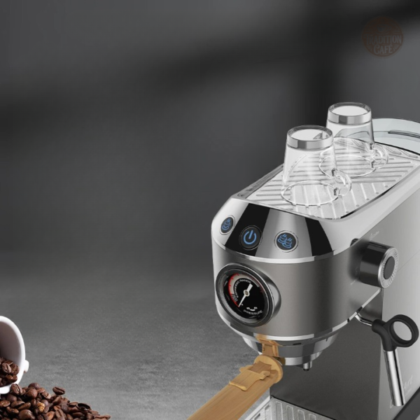 Machine à café élégante en inox pour usage professionnel