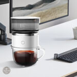 Cafetière blanche idéale pour le café en déplacement