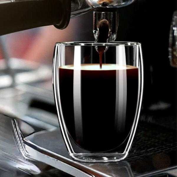 Mug avec couvercle en verre isolant élégant et pratique
