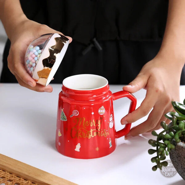 Mug céramique rouge pour célébrer Noël