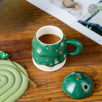 Mug sapin vert de Noël au design festif