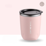 Mug rose avec capuchon, idéal pour boissons chaudes
