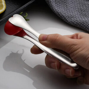Ustensile de table pour servir le sucre