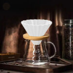 Accessoire de café en bois et céramique pour barista
