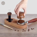 Accessoire Café en Bois pour Tasser le Café