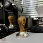 Accessoire café en acier inoxydable pour un tamping efficace