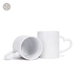 Tasse blanche au design cœur pour les amoureux du café