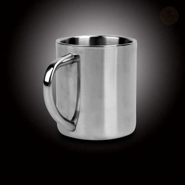 Tasse à café élégante en acier argenté