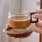 Lot de tasses à café transparentes avec soucoupe