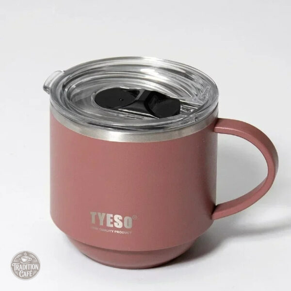 Tasse isotherme avec couvercle transparent pour confort