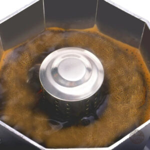 Cafetière italienne avec valve anti-éclaboussures pratique