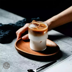Verre à café design, parfait pour savourer vos boissons chaudes