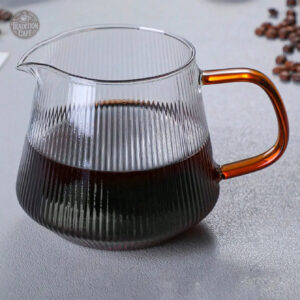 Carafe en verre design et transparente pour café