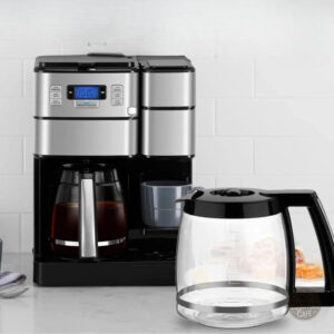 Cafetière en verre design, idéale pour préparer du café